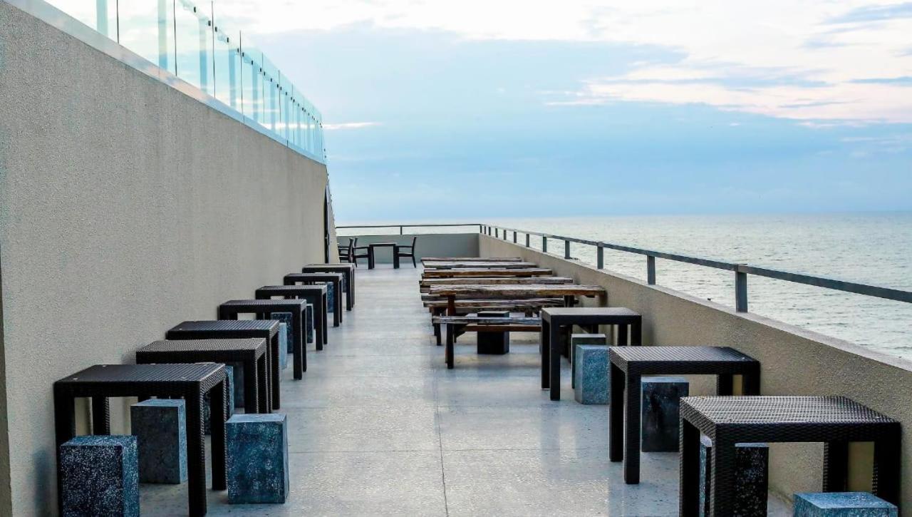 Ocean Breeze * Negombo